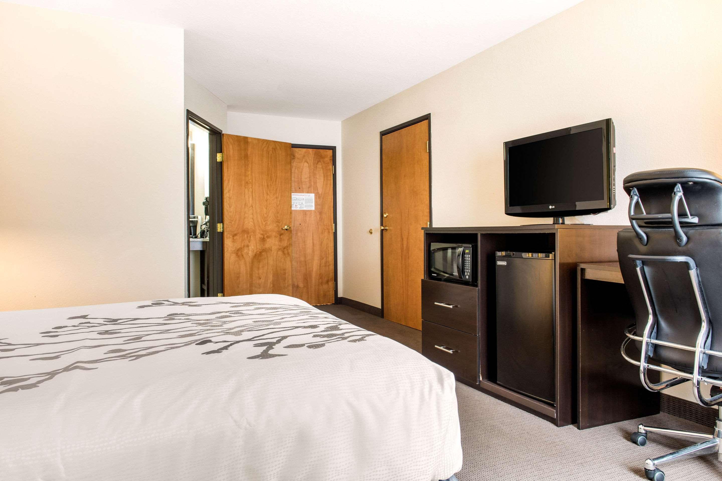 Sleep Inn & Suites Колумбус Экстерьер фото