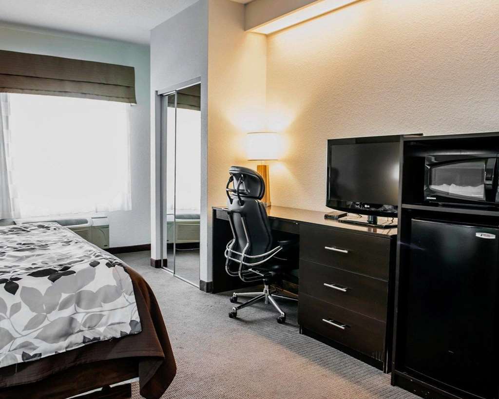 Sleep Inn & Suites Колумбус Номер фото