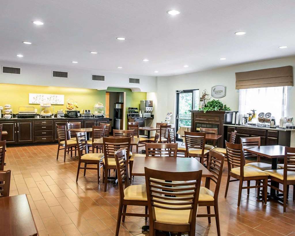 Sleep Inn & Suites Колумбус Ресторан фото